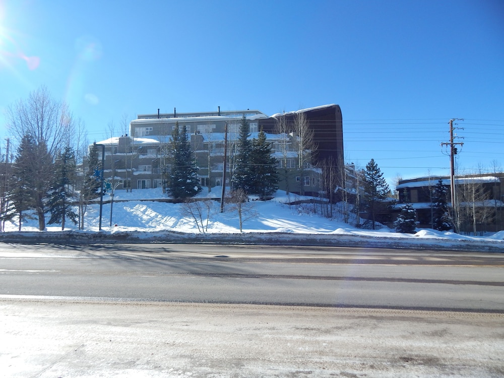 Crestview Place in Winter Park, United States