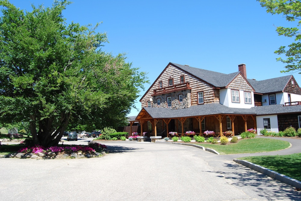 Steele Hill Resorts in Sanbornton Best Rates & Deals on Orbitz