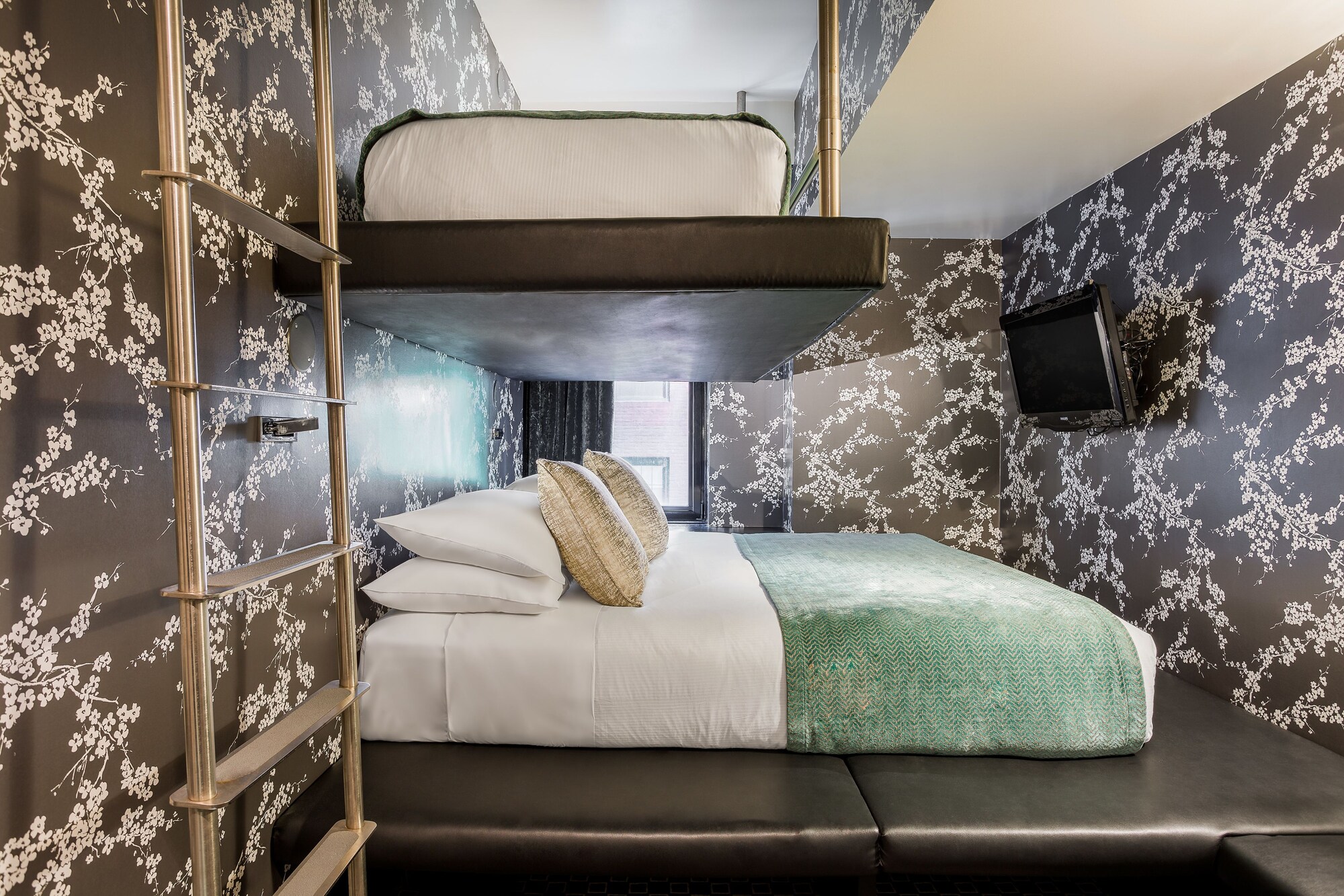 Room Mate Grace Hotel