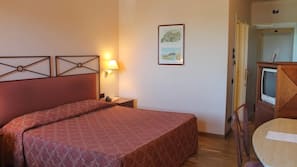 Minibar, una cassaforte in camera, una scrivania, tende oscuranti