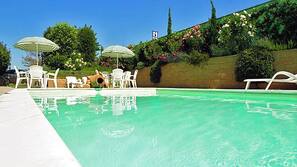 Piscina all'aperto