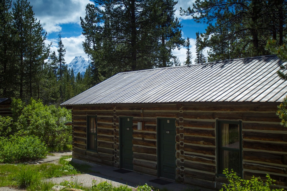 Room, Colter Bay Village