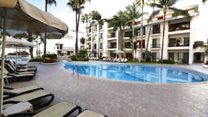 2 outdoor pools, pool umbrellas, sun loungers