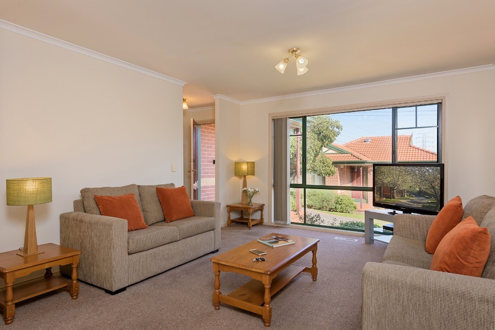 Mt Waverley Townhouses