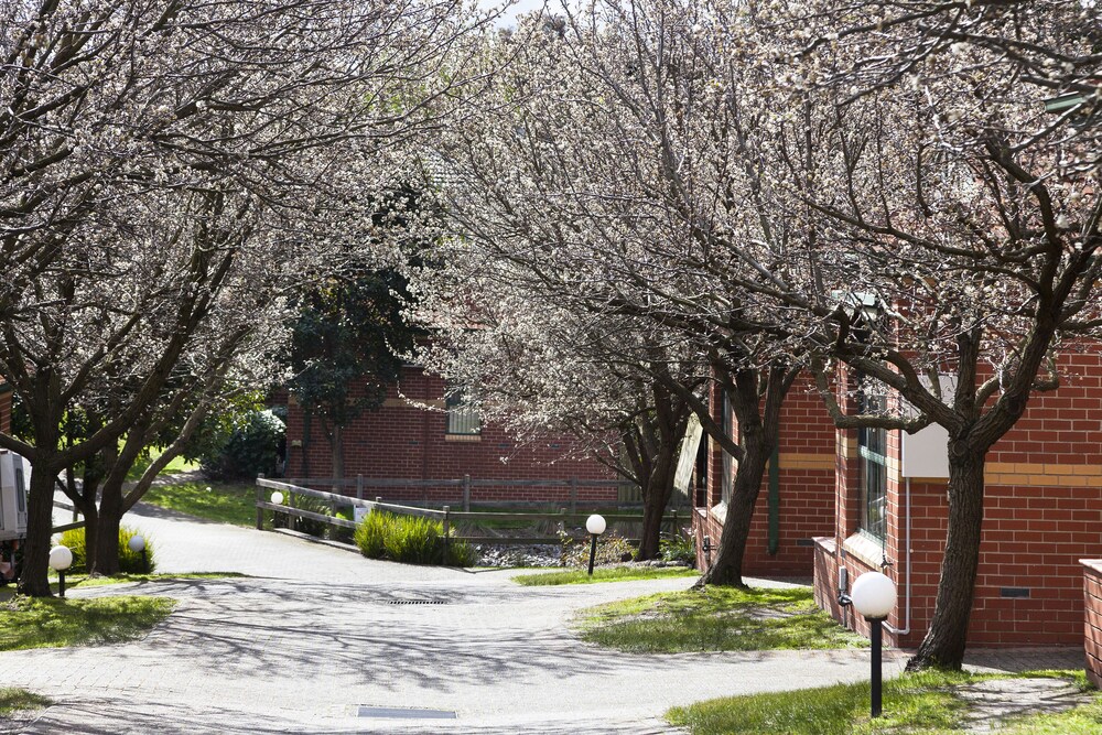 Mt Waverley Townhouses