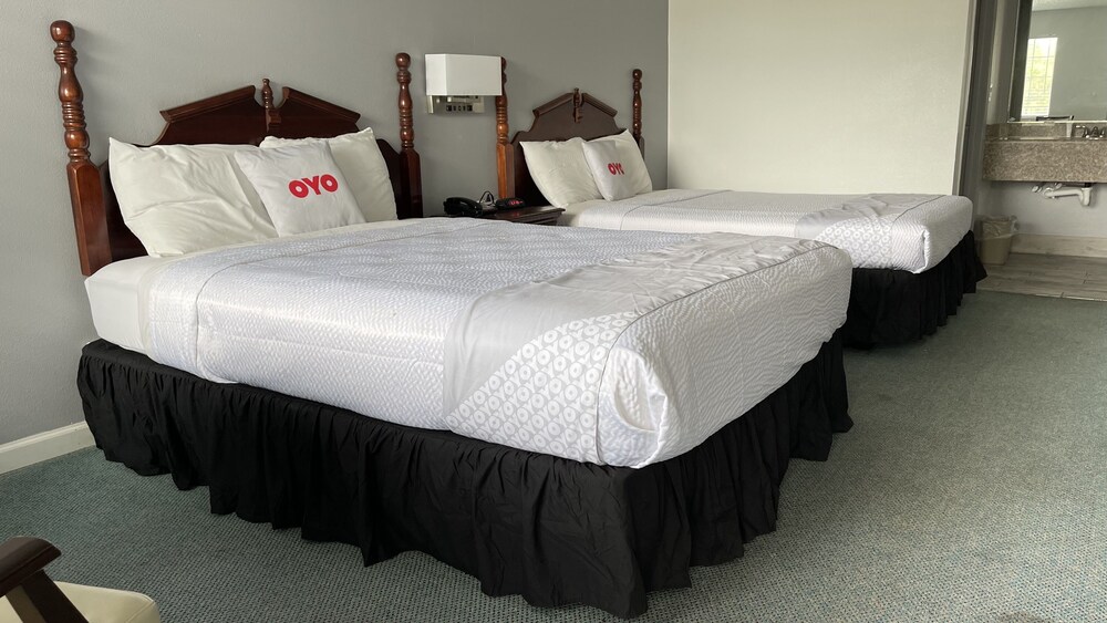 Capital O Classic Motor Inn Branson in Branson Best Rates & Deals