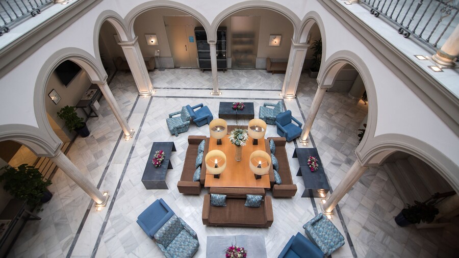 Petit Palace Marqués Santa Ana