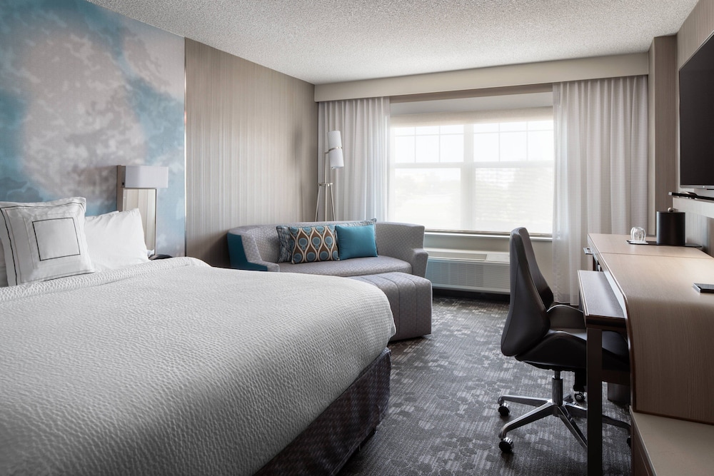 Courtyard Denver Airport at Gateway Park in Denver | Best Rates & Deals