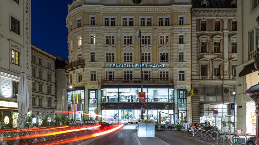 Pension Neuer Markt