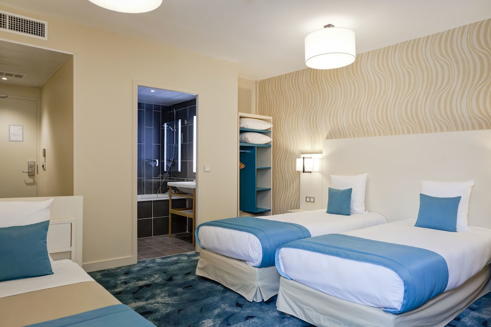 Hotel Des Remparts Lyon Hotel Des Remparts Lyon