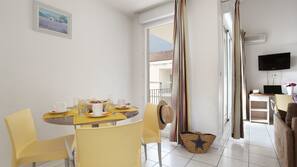 Restauration dans la chambre