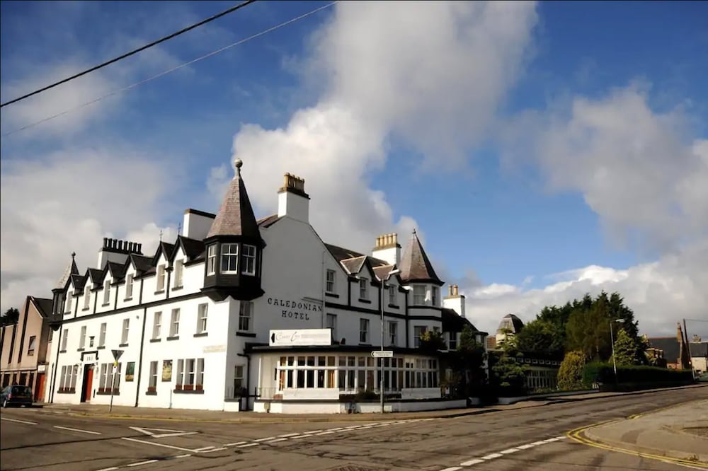 Caledonian Hotel