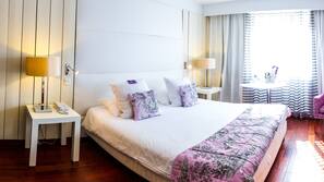 In-room safe, individually furnished, desk, soundproofing