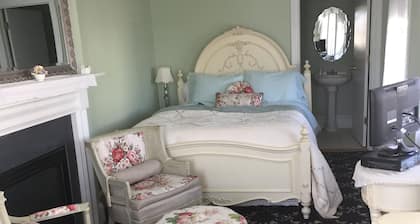 The Carriage House B&B