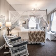 last minute hotel deals petoskey mi