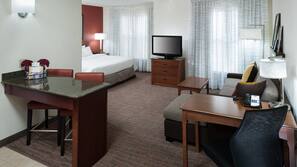 In-room safe, desk, laptop workspace, iron/ironing board