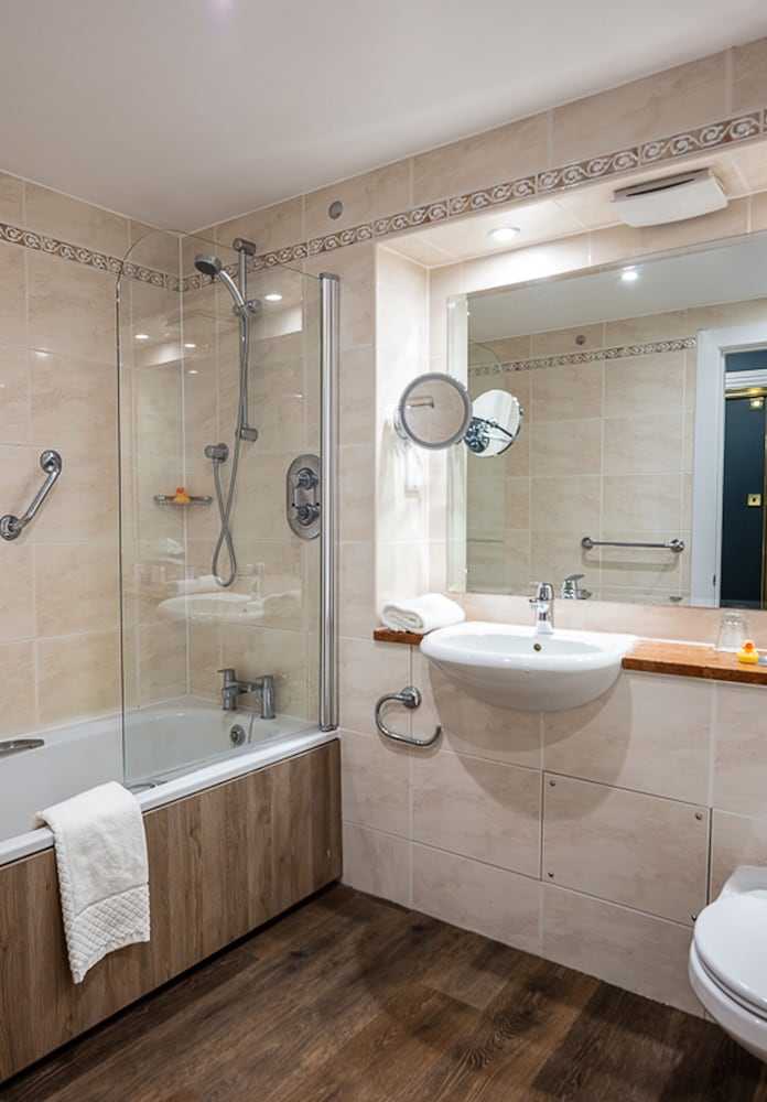 Bathroom, Loch Rannoch Hotel & Estate