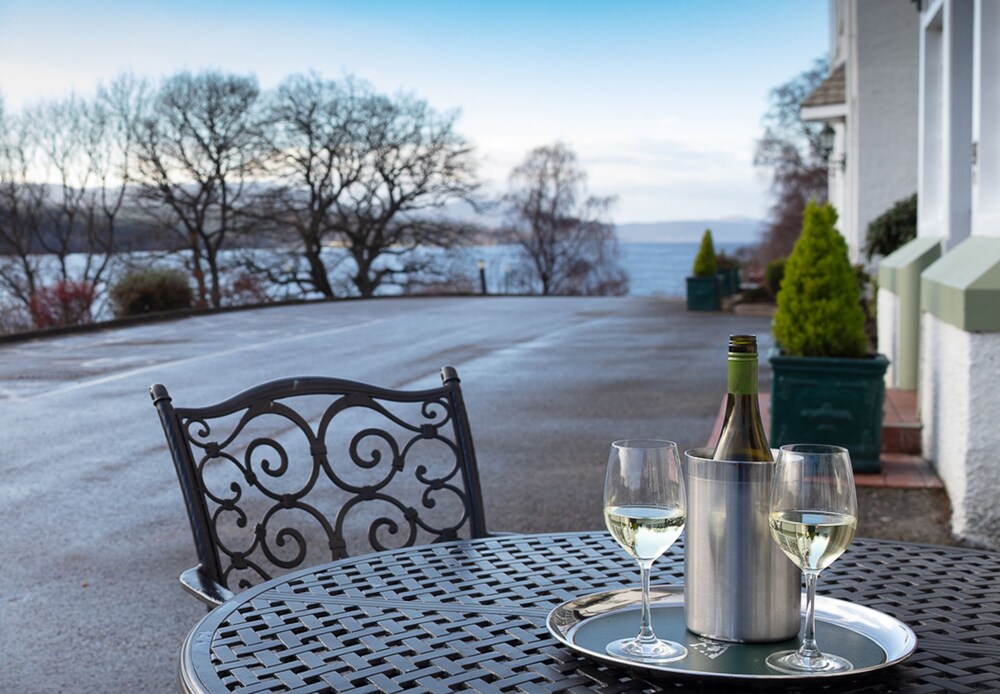 Outdoor dining, Loch Rannoch Hotel & Estate