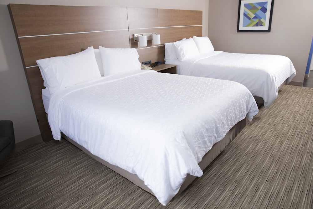 Holiday Inn Express Toledo West Napoleon, an IHG Hotel in Napoleon