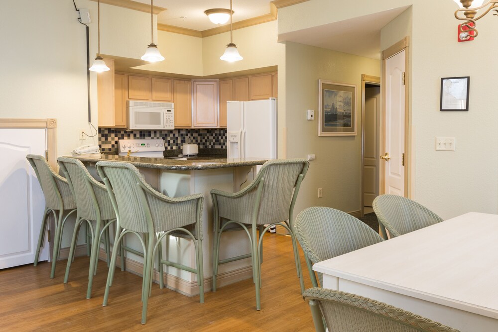 Blue Harbor Resort and Conference Center in Sheboygan Best Rates