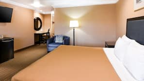 Desk, blackout drapes, iron/ironing board, free WiFi
