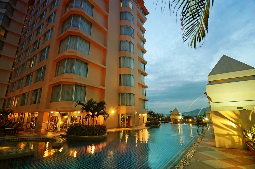 Duangtawan Hotel Chiang Mai Sha Plus In Chiang Mai Hotel Rates Reviews On Orbitz Duangtawan Hotel Chiang Mai Sha Plus In Chiang Mai Hotel Rates Reviews On Orbitz