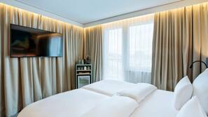 In-room safe, laptop workspace, blackout curtains, iron/ironing board