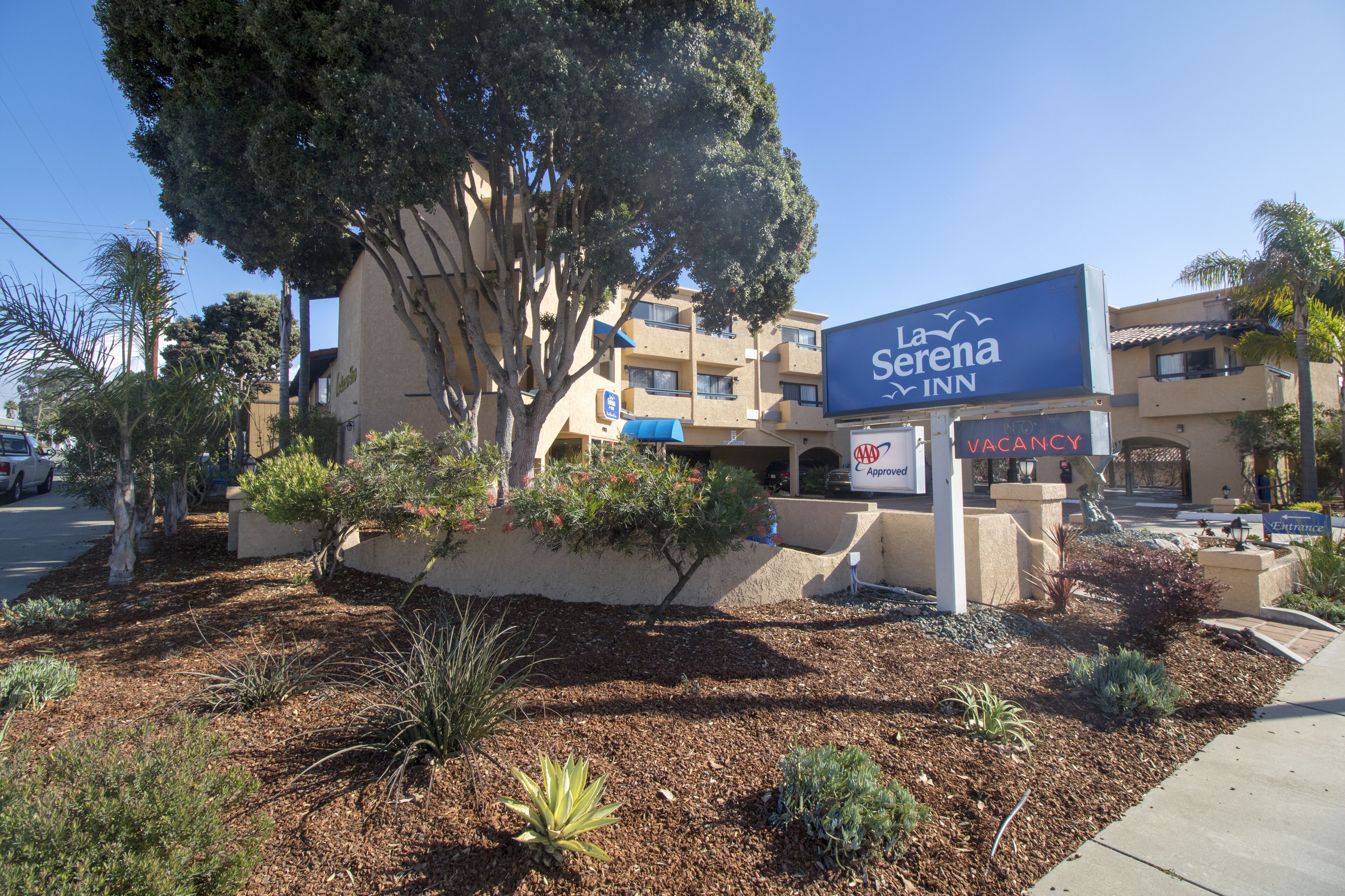 La Serena Inn In Morro Bay Ca Expedia