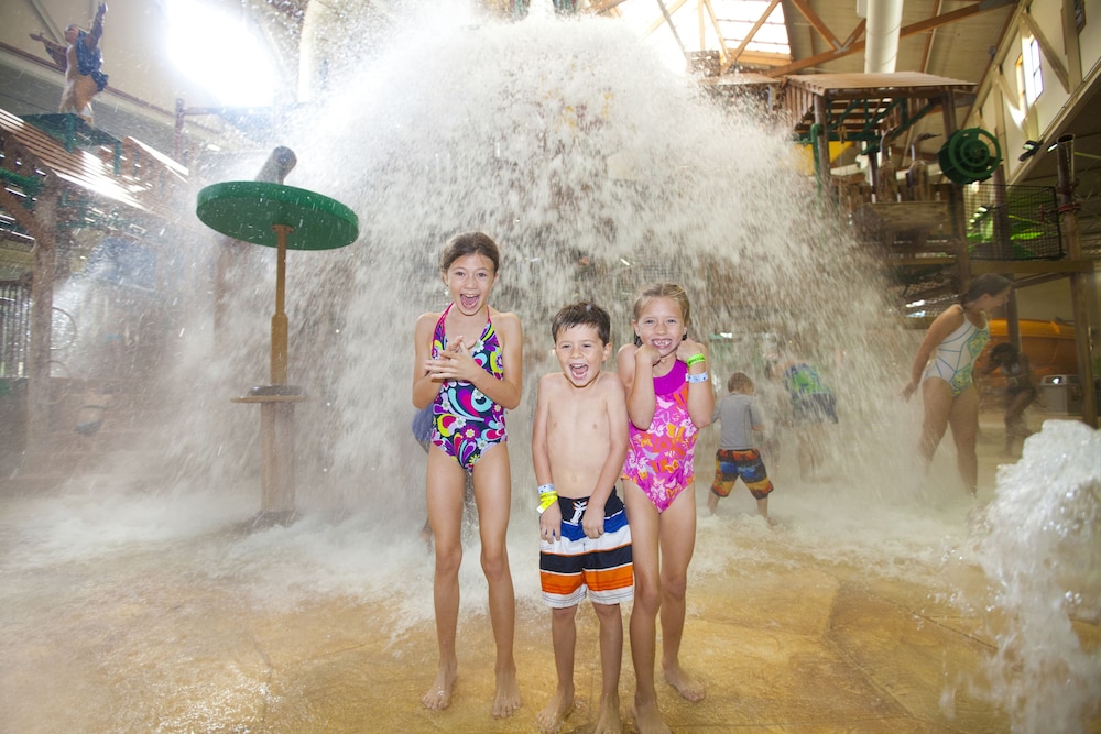 Great Wolf Lodge Wisconsin Dells in Baraboo Best Rates & Deals on Orbitz