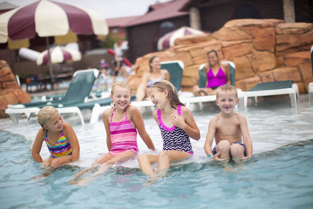 Nov 24, · Search for the cheapest hotel deal for Great Wolf Lodge Sandusky Oh in Sandusky. KAYAK searches hundreds of travel sites to help you find and book the hotel deal at Great Wolf Lodge Sandusky Oh that suits you best. Latest prices for hotel starting at $ per night (Save up to 25%).