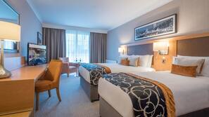 Hypo-allergenic bedding, in-room safe, desk, laptop workspace
