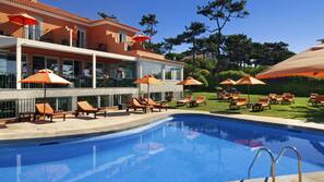 Piscina interna, piscina externa