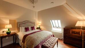 Premium bedding, in-room safe, individually decorated, desk