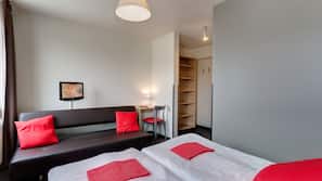 Bureau, lits bébé (gratuits), Wi-Fi gratuit, draps fournis