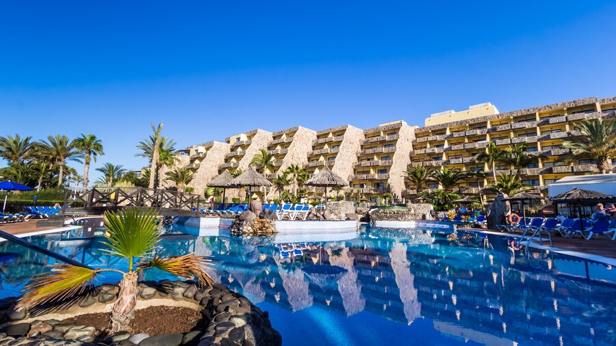 BlueBay Beach Club