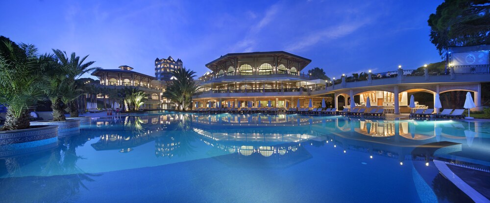 Outdoor pool, Papillon Zeugma Relaxury