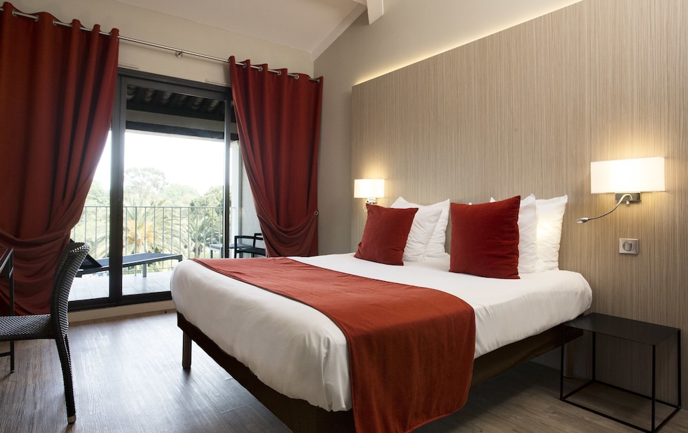 Hôtel Soleil de Saint Tropez in Grimaud, France