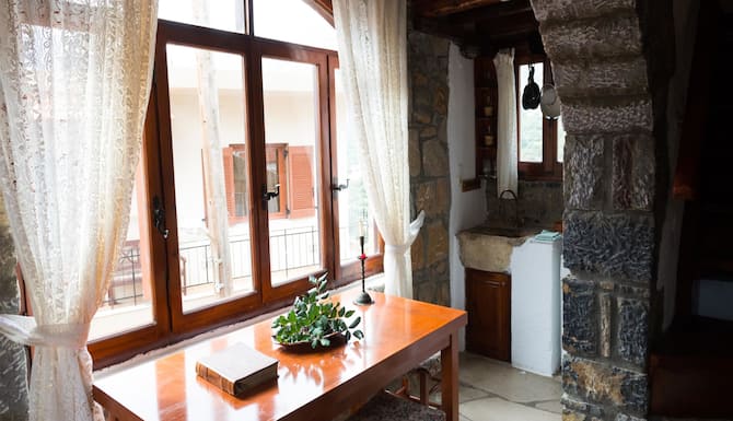 The Traditional Homes Of Crete Elounda Dnata Travel