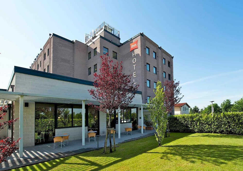 Hotel Ibis Firenze Prato Est Capalle Campi Bisenzio Fi Hotel Ibis Firenze Prato Est Capalle Campi Bisenzio Fi