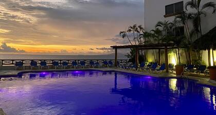 Costa Sur Resort & Spa