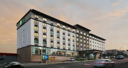 Holiday Inn Express Hotel & Suites Fort Worth Downtown, an IHG Hotel