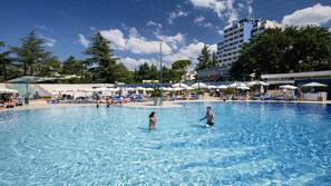 Piscina all'aperto