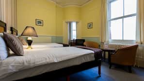 Iron/ironing board, WiFi, linens