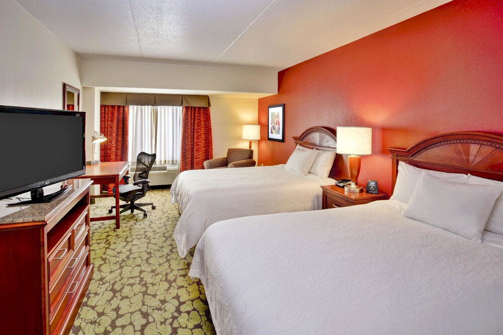 Hilton Garden Inn Chicago/Midway Airport: 2019 Room Prices $125, Deals