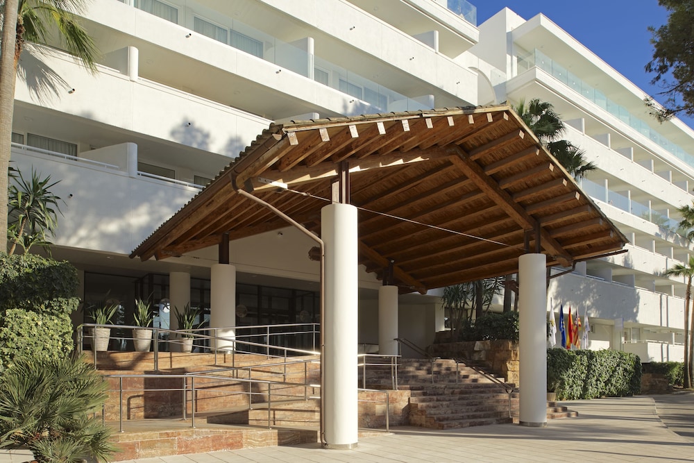 Interior entrance, Iberostar Cristina