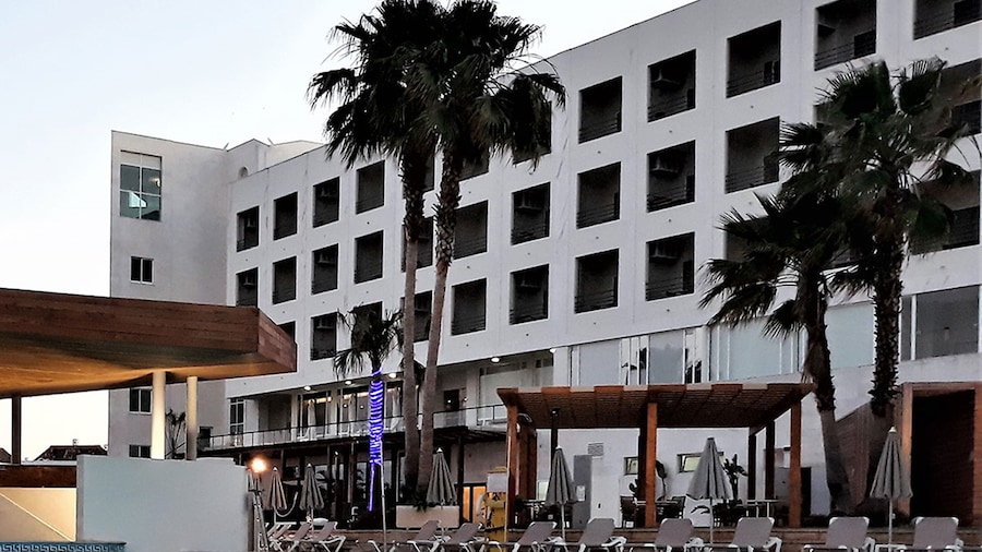 AP Maria Nova Lounge - Adults Friendly