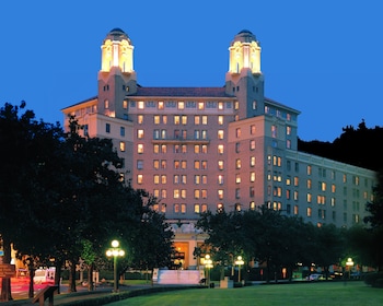 Arlington Resort Hotel and Spa