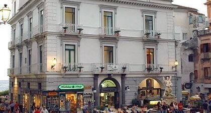 Hotel Fontana