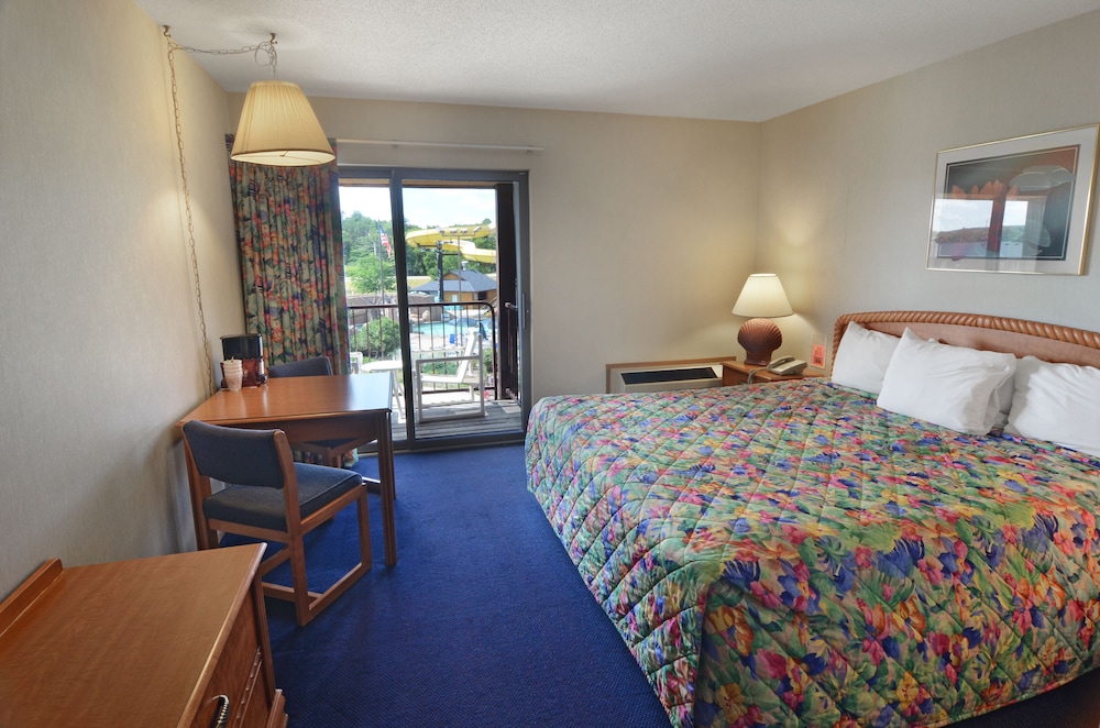polynesian water park resort 2019 room prices 43 deals reviews polynesian hotel wisconsin dells