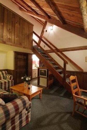 Christmas Farm Inn and Spa in Jackson | Best Rates & Deals on ...